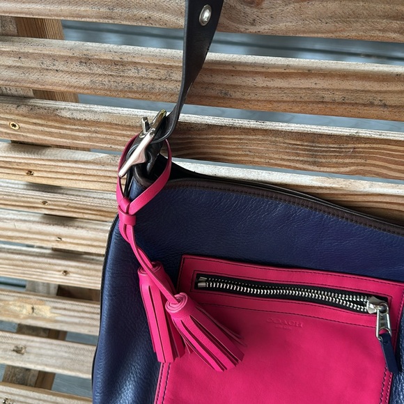 COACH Shoulder Bag - Picture 9 of 9